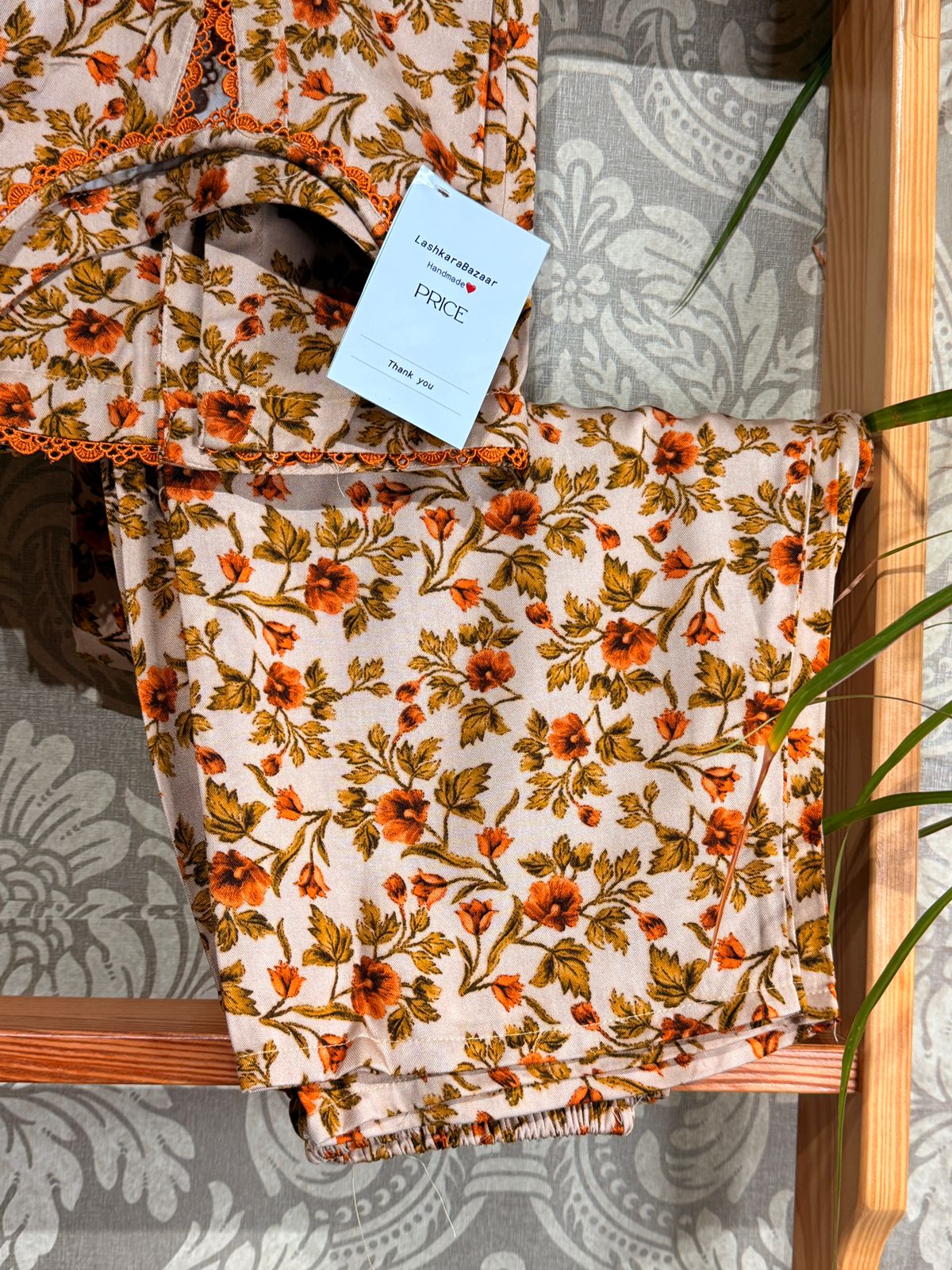 Chic Marina 2-Piece Suit – Stylish & Comfortable