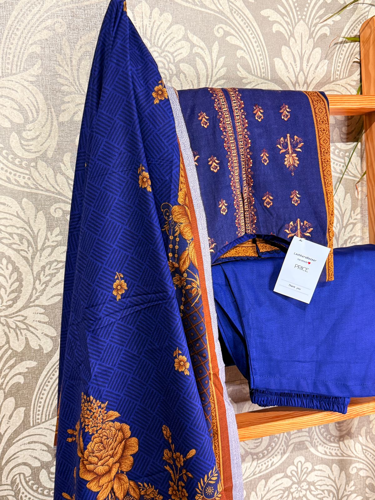 Luxurious Arabic Linen 3-Piece Suit with Embroidery – Winter Collection